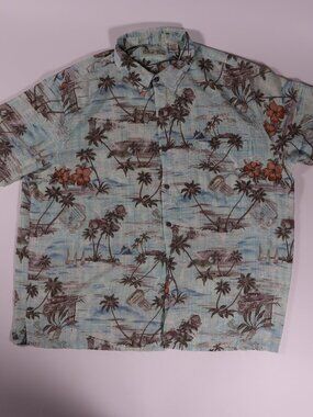 Tropical Palm Print Button-Up Shirt in Light Aqua